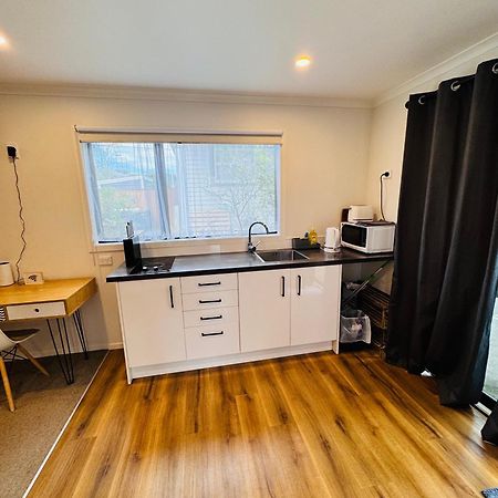 Modern 1 Bedroom Guest House Upper Hutt Exteriér fotografie